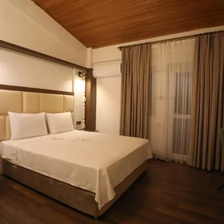 Raymar Hotel 4*